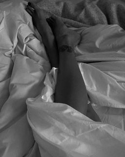 Belén Rodríguez feet photo thumbnail