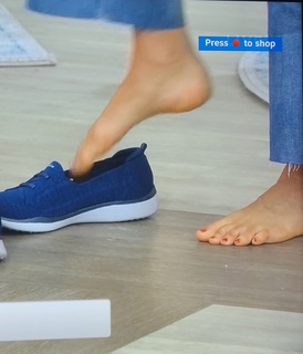 Kerstin Lindquist feet photo thumbnail