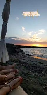 Ashley James feet photo thumbnail