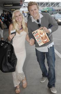 Heidi Montag feet photo thumbnail