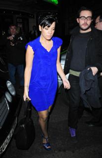 Lily Allen feet photo thumbnail