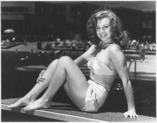 Marilyn Monroe feet photo thumbnail