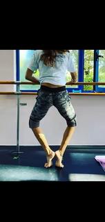 Veronica Maya feet photo thumbnail