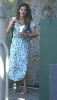 Kate Walsh feet photo thumbnail