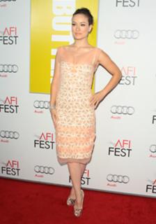 Olivia Wilde feet photo thumbnail