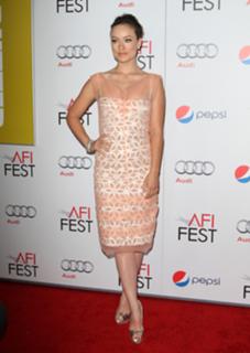 Olivia Wilde feet photo thumbnail