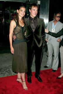 Katie Holmes feet photo thumbnail