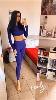 Valentina Vignali feet photo thumbnail