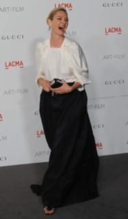 Uma Thurman feet photo thumbnail