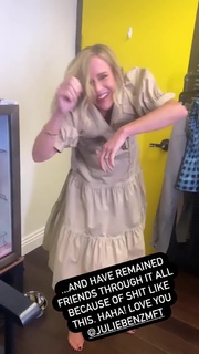 Julie Benz feet photo thumbnail