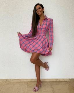 Cristina Pedroche feet photo thumbnail