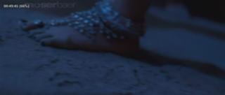 Deepika Padukone feet photo thumbnail
