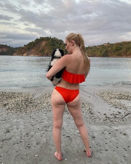 Lindsey Vonn feet photo thumbnail