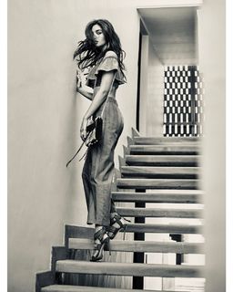 Alia Bhatt feet photo thumbnail
