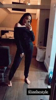 Charlotte Crosby feet photo thumbnail