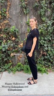 Phoebe Tonkin feet photo thumbnail