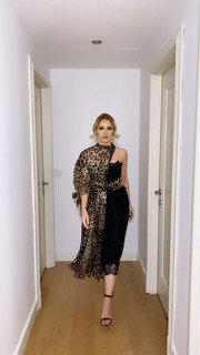 Hadise feet photo thumbnail