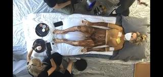 Heidi Klum feet photo thumbnail