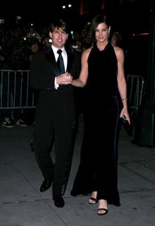 Katie Holmes feet photo thumbnail