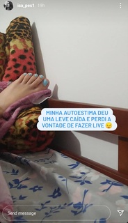 Isa Pes feet photo thumbnail