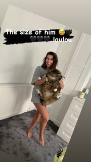 Imogen Thomas feet photo thumbnail