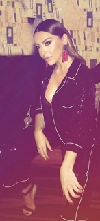 Hadise feet photo thumbnail