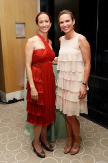 Amy Robach feet photo thumbnail