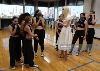 Ivanka Trump feet photo thumbnail