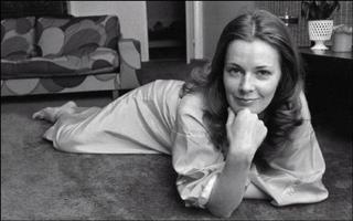 Anni-Frid Lyngstad feet photo 3