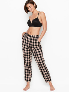 Taylor Hill feet photo thumbnail