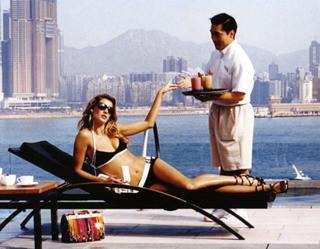 Gisele Bündchen feet photo thumbnail