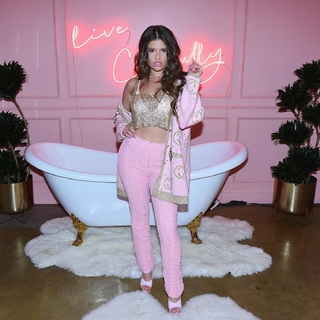 Chanel West Coast feet photo thumbnail