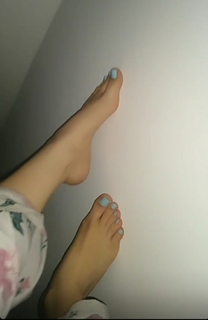 Isa Pes feet photo thumbnail