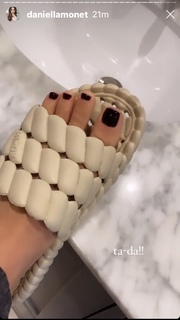 Daniella Monet feet photo thumbnail