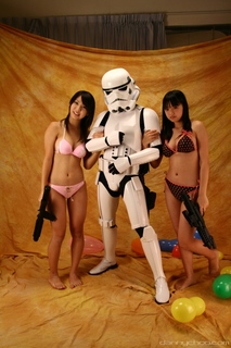 Ai Shinozaki feet photo thumbnail