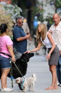 Jennifer Aniston feet photo thumbnail
