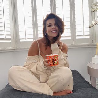 Imogen Thomas feet photo thumbnail