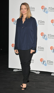 Jodie Foster feet photo thumbnail
