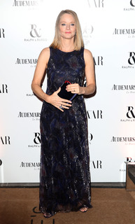 Jodie Foster feet photo thumbnail