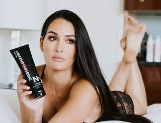 Nikki Garcia feet photo thumbnail