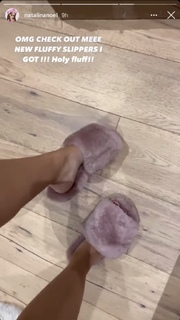 Natalie Noel Mariduena feet photo thumbnail