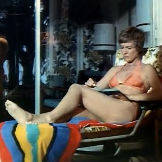 Julie Andrews feet photo 4