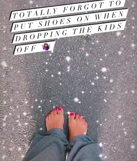 Nicole Polizzi feet photo thumbnail