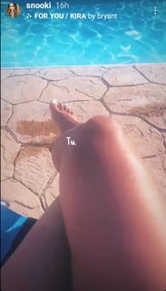 Nicole Polizzi feet photo thumbnail
