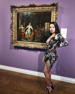 Bella Poarch feet photo 2