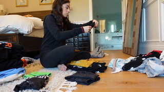 Colleen Ballinger feet photo thumbnail