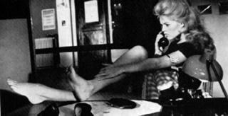 Brigitte Bardot feet photo thumbnail