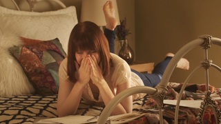 Bryce Dallas Howard feet photo thumbnail