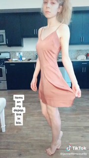 Jennette McCurdy feet photo thumbnail