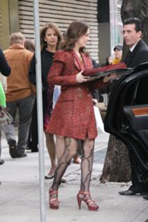 Leighton Meester feet photo thumbnail